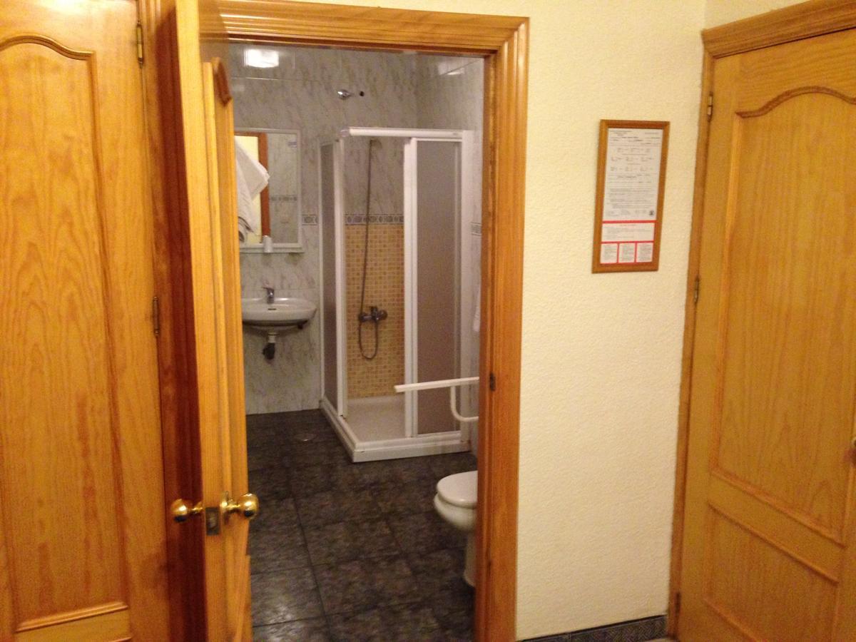 Hostal Delfin Verde Almería Buitenkant foto